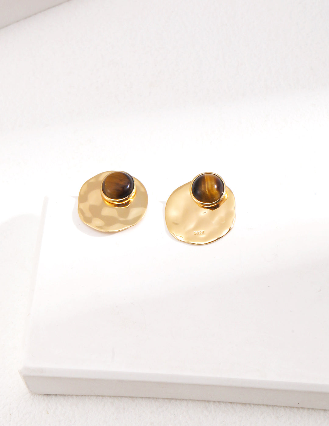 STERLING SILVER PLATE TIGER EYE STONE STUD EARRINGS
