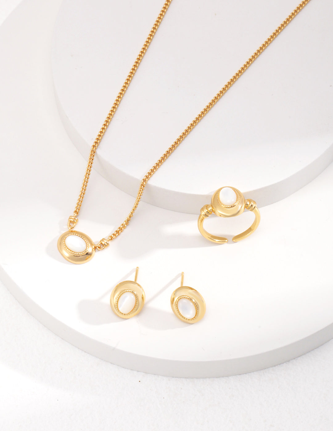 STERLING SILVER CLASSIC NACRE STACKING NECKLACE