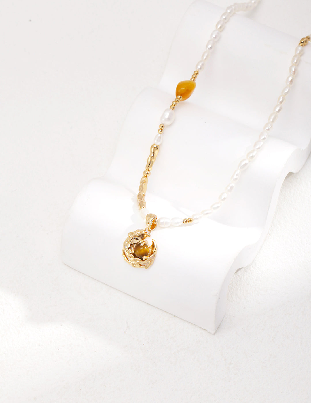 AB STYLE STERLING SILVER TIGER EYE STONE COIN PENDANT NECKLACE