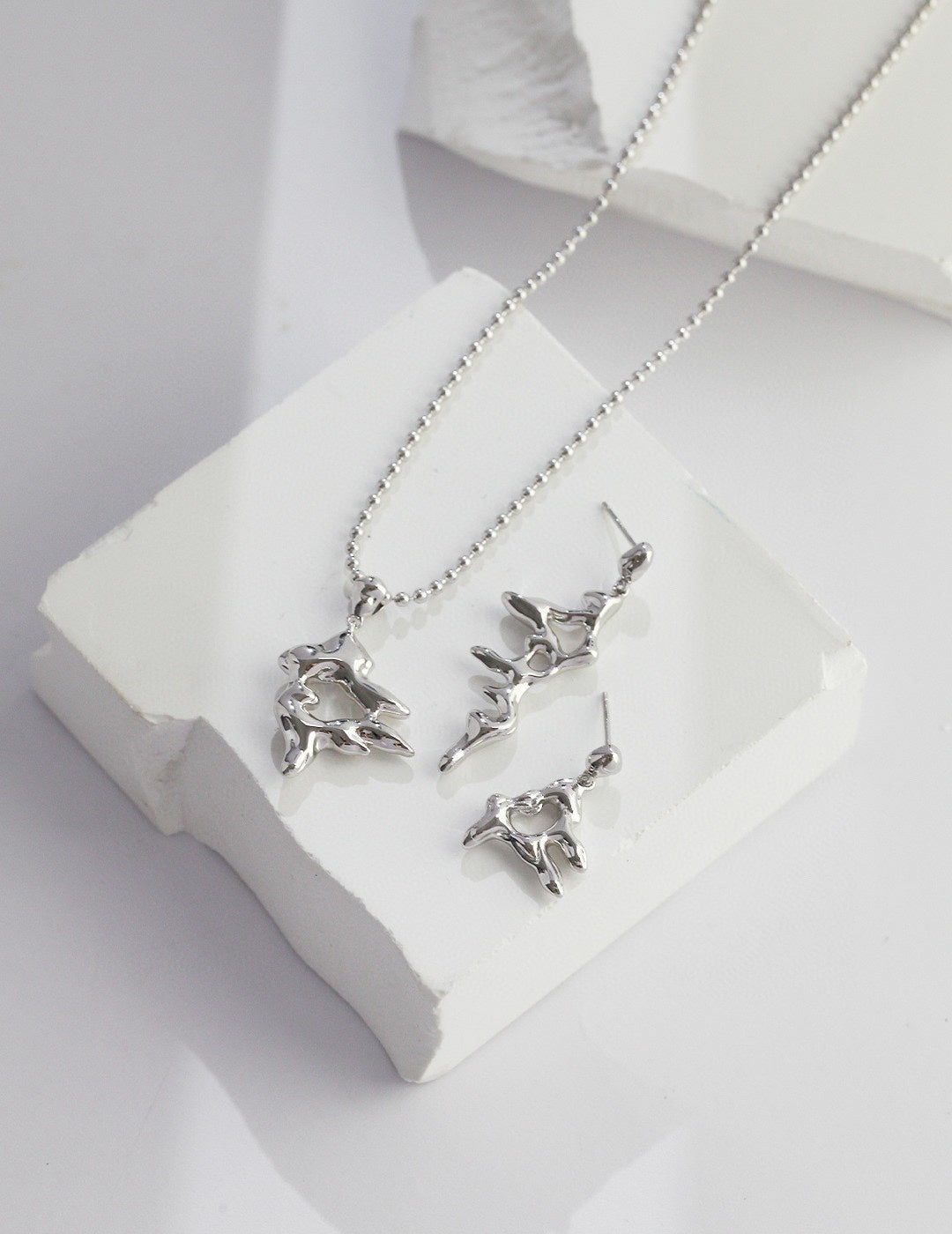 STERLING SILVER EVERYDAY PENDANT NECKLACE