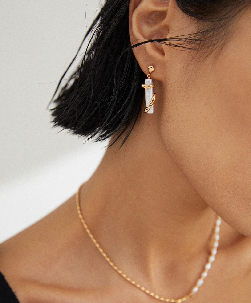 STERLING SILVER BAROQUE PEARL STUD EARRINGS
