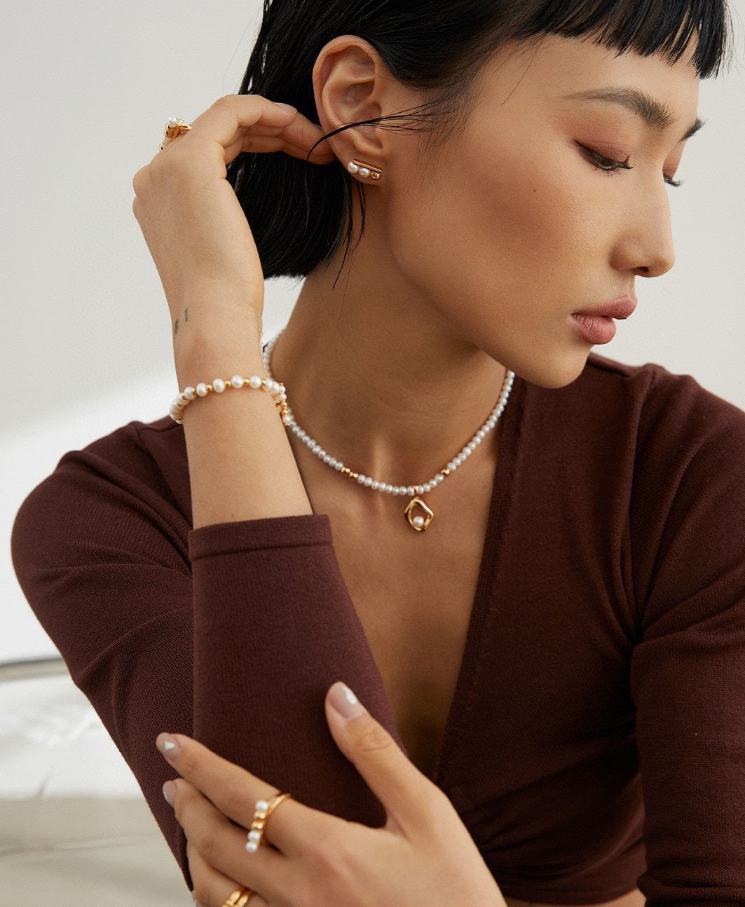 STERLING SILVER PEARL GEOMETRIC PENDANT NECKLACE