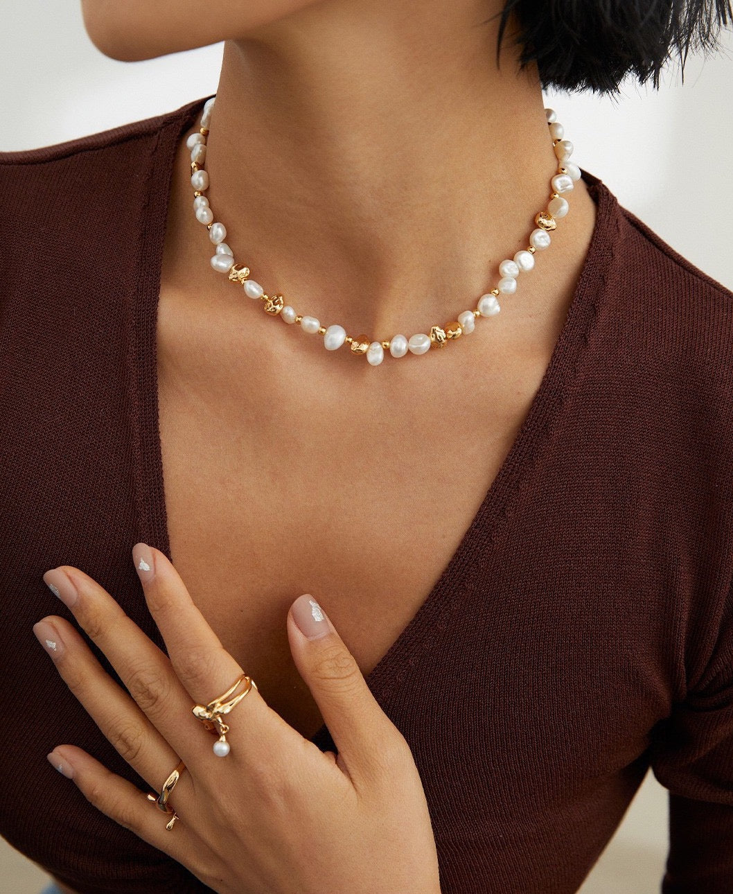 STERLING SILVER GYPSOPHILA NATURAL BAROQUE PEARL NECKLACE