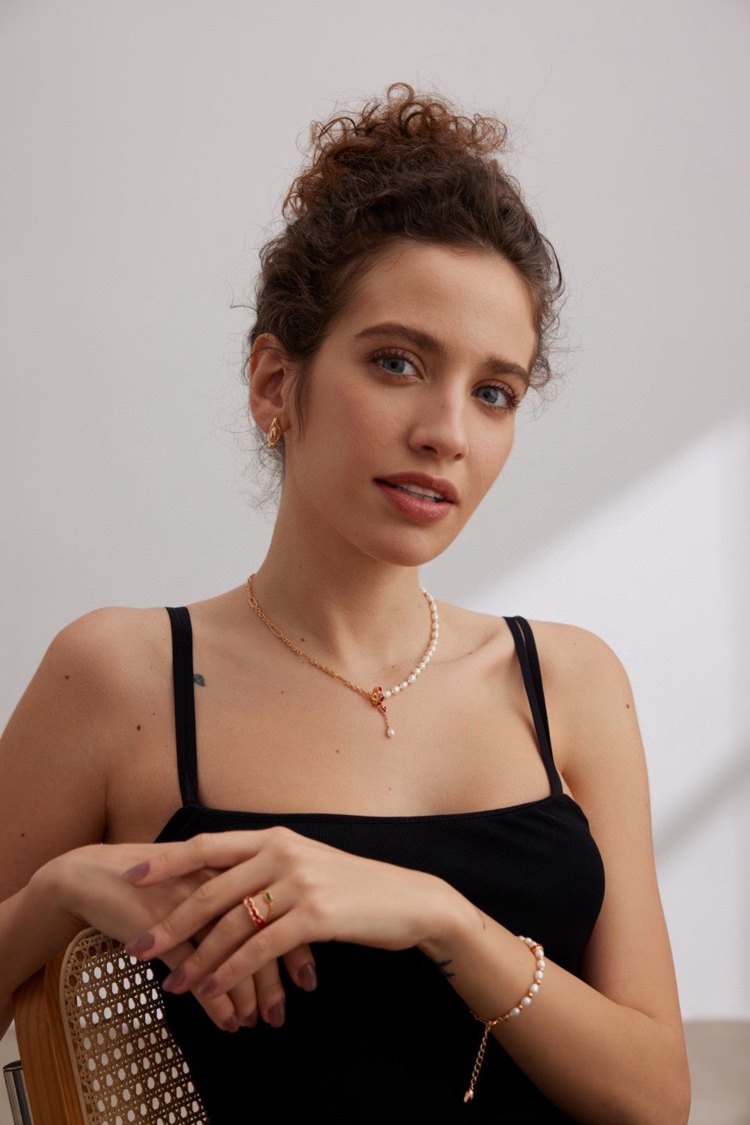 STREAM SERIES DRIPPING GLAZED PEARL NECKLACE