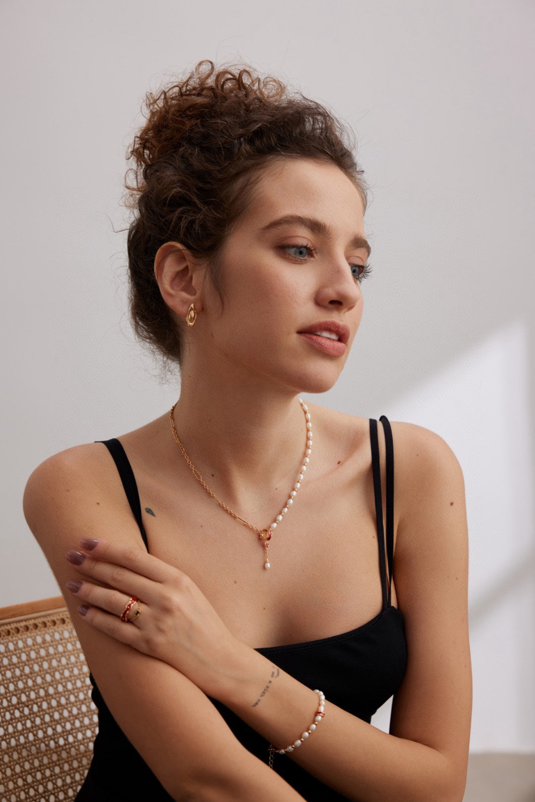 STREAM SERIES DRIPPING GLAZED PEARL NECKLACE
