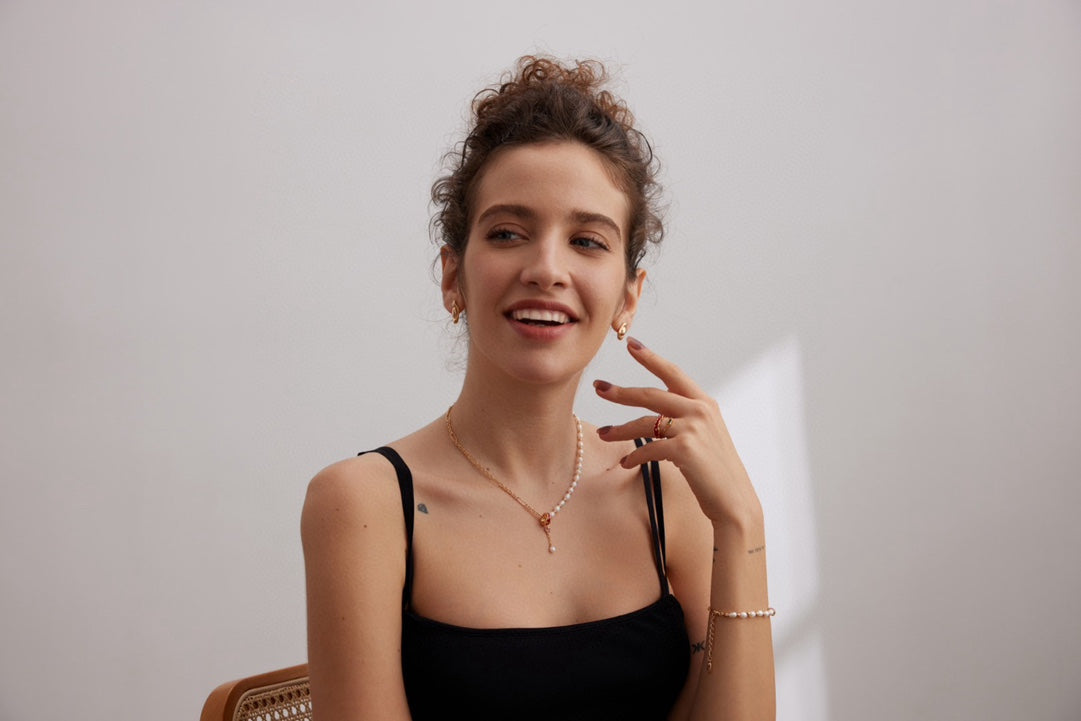 STREAM SERIES DRIPPING GLAZED PEARL NECKLACE