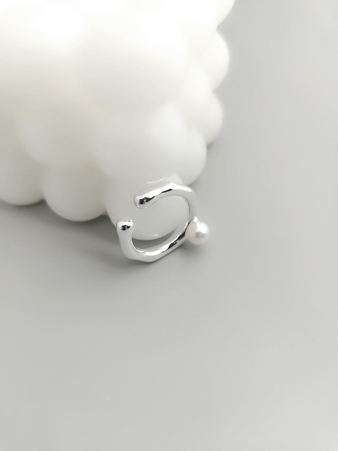 NATURAL PEARL STERLING SILVER HAND-CARVED RING