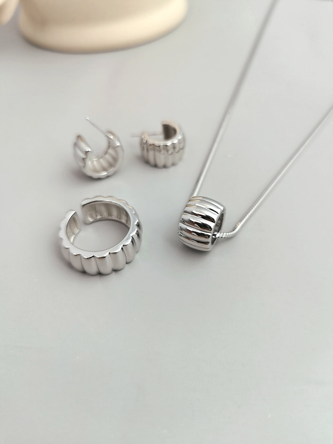STERLING SILVER GEAR SERIES VERSATILE HOOP EARRINGS