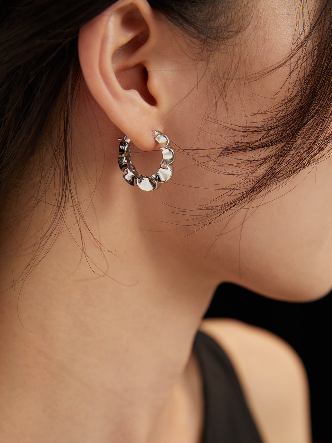 STERLING SILVER FLOWER HOOP EARRINGS