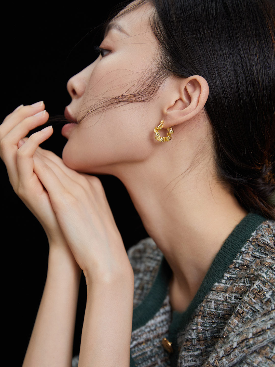 STERLING SILVER FLARE HOOP EARRINGS