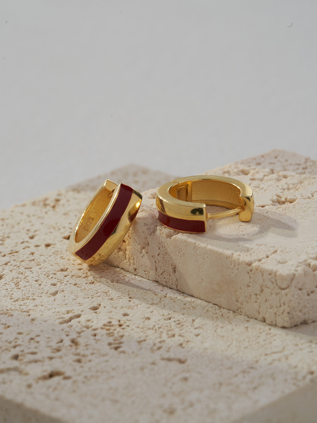 STERLING SILVER DRIP GLAZE TWO TONE HUGGIES