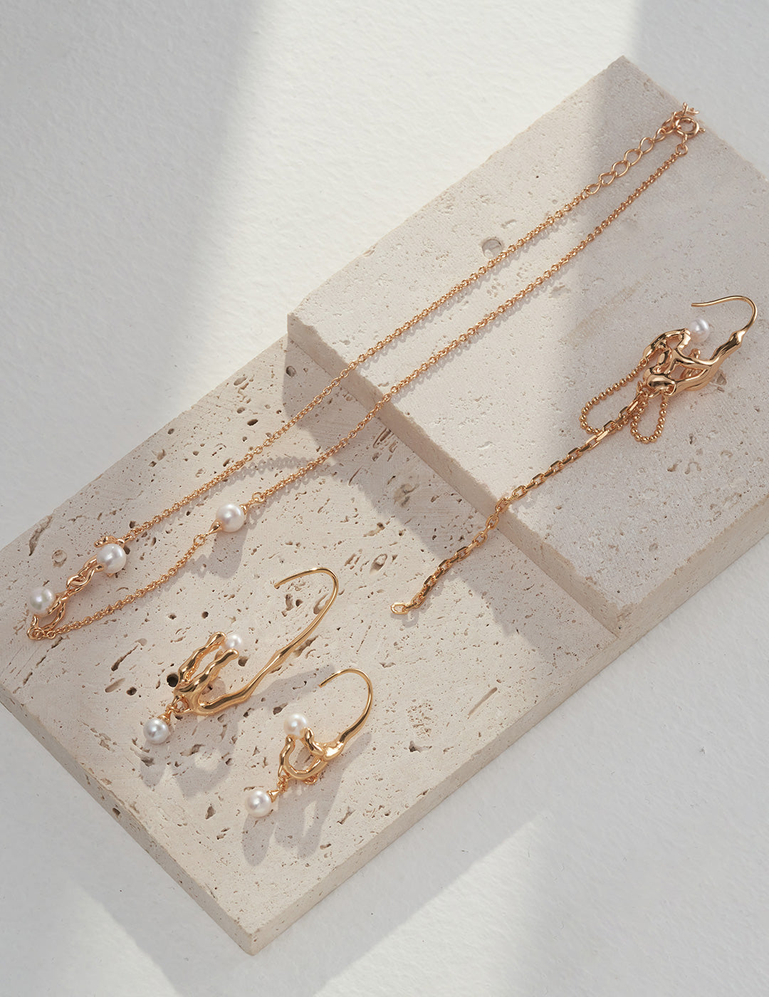 DRY NEST SERIES STERLING SILVER ASYMMETRIC EARRINGS