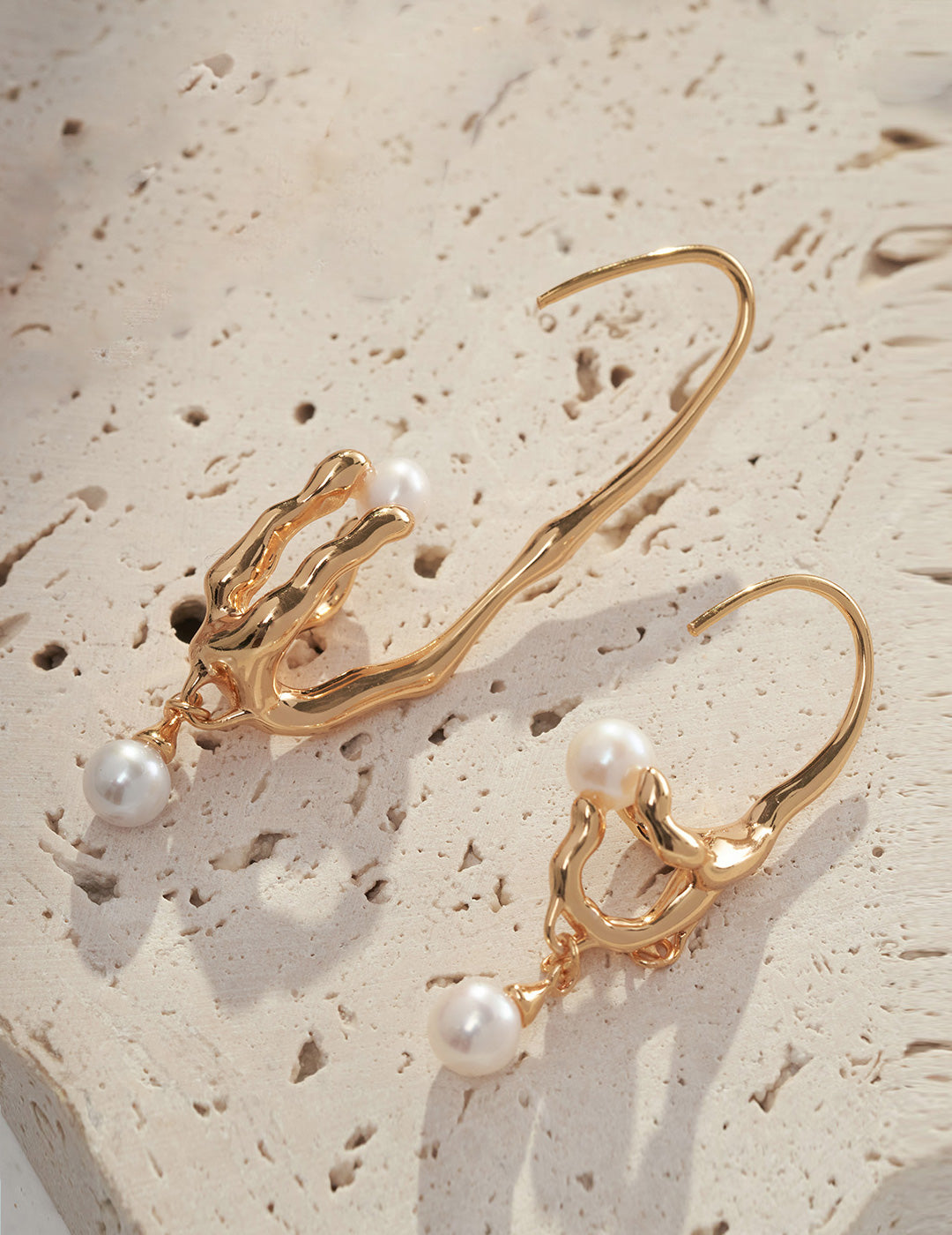 DRY NEST SERIES STERLING SILVER ASYMMETRIC EARRINGS