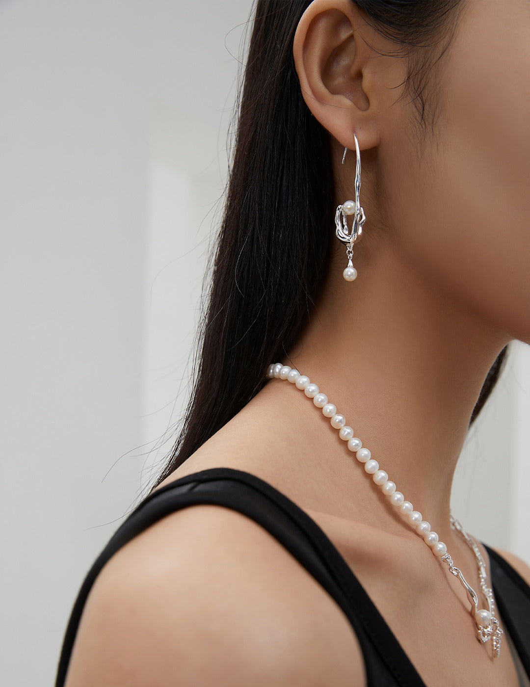 DRY NEST SERIES STERLING SILVER ASYMMETRIC EARRINGS