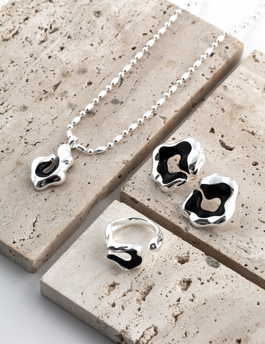 STERLING SILVER DRIP GLAZE TWO-TONE NECKLACE