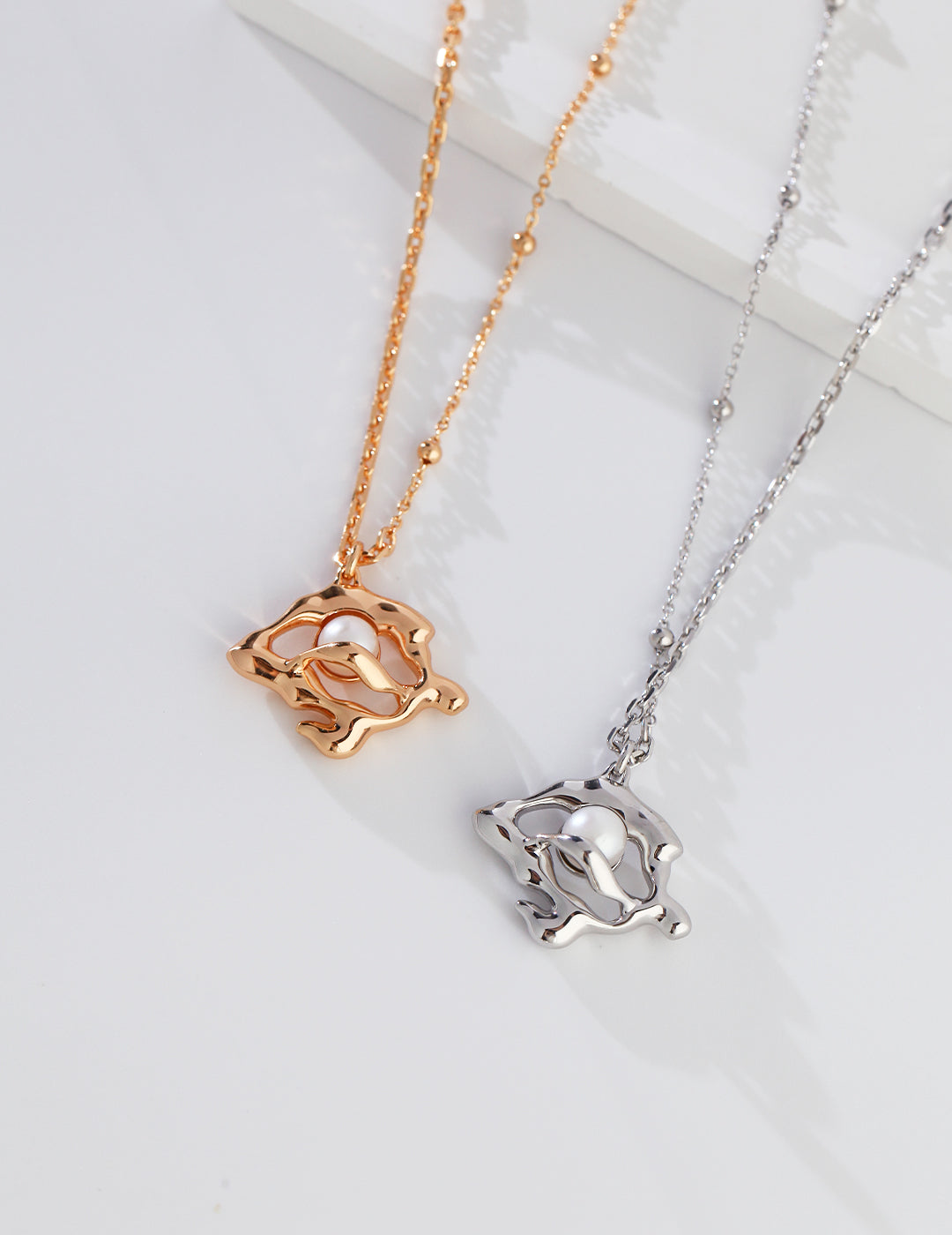 STERLING SILVER PEARL PENDANT NECKLACE