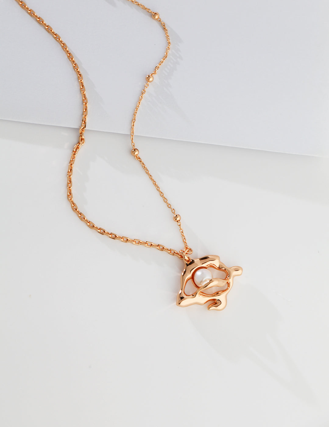 STERLING SILVER PEARL PENDANT NECKLACE