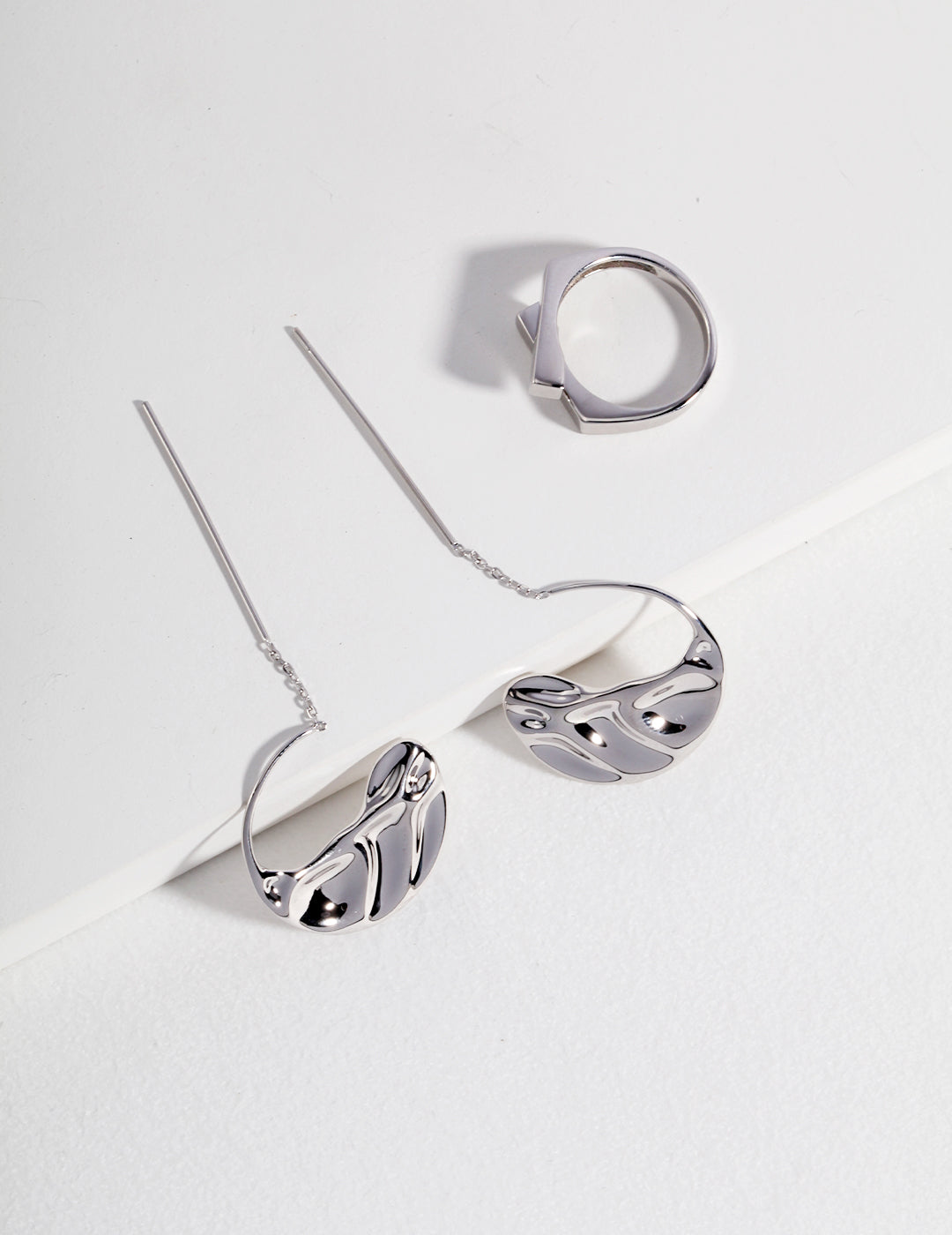 VERSATILE STACKABLE ADJUSTABLE RING IN STERLING SILVER