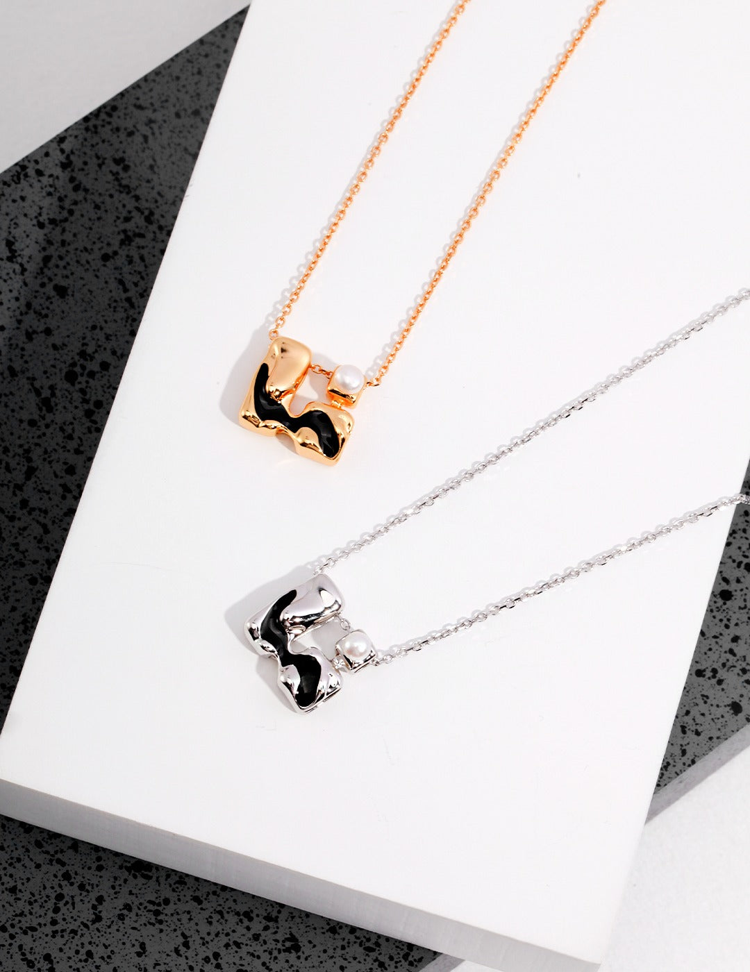 STERLING SILVER BLACK DRIP GLAZE PEARL NECKLACE