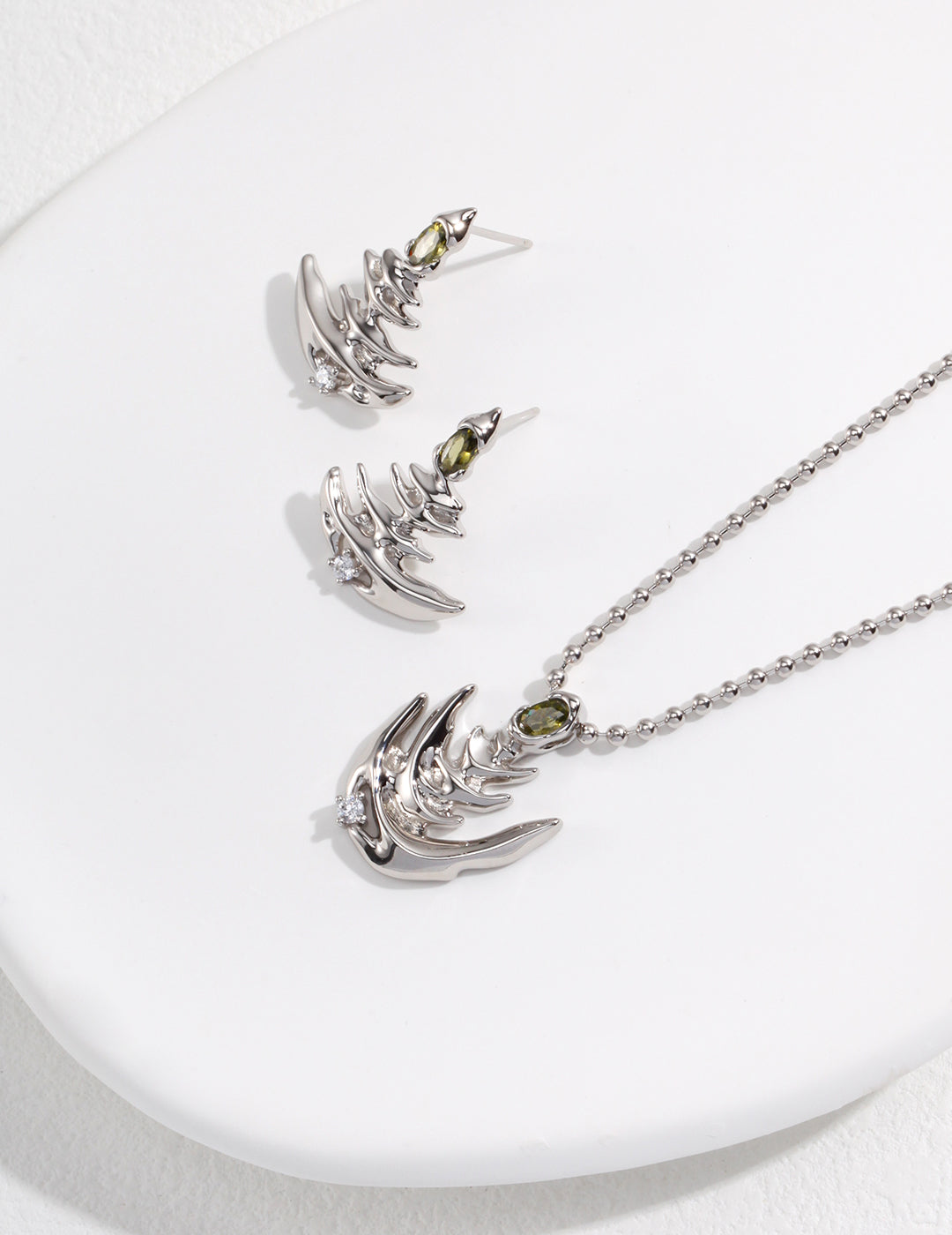 STERLING SILVER FISHBONE GEMSTONE NECKLACE