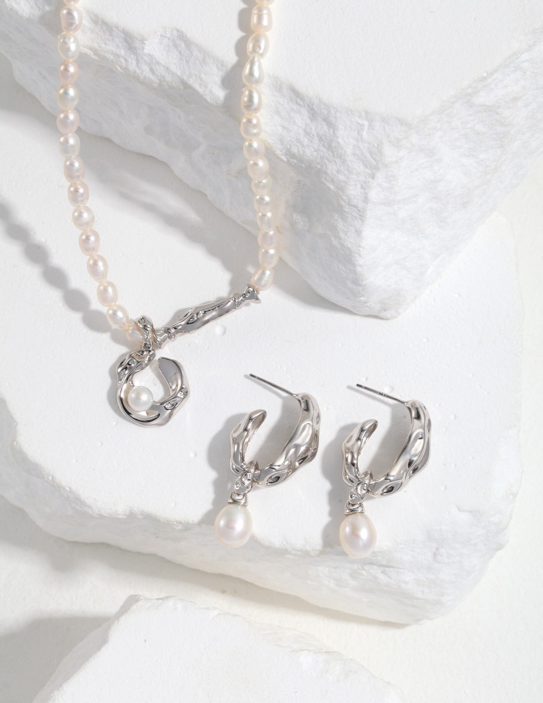 NATURAL PEARL STERLING SILVER SILK SCARF SERIES NECKLACE