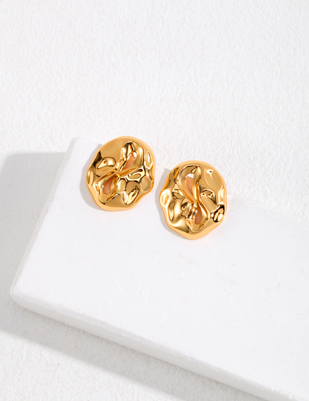 STERLING SILVER CLASSIC STUD EARRINGS