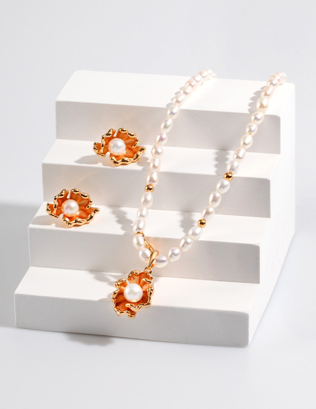 WAVE ELEMENT DESIGN SERIES STERLING SILVER PEARL NECKLACE