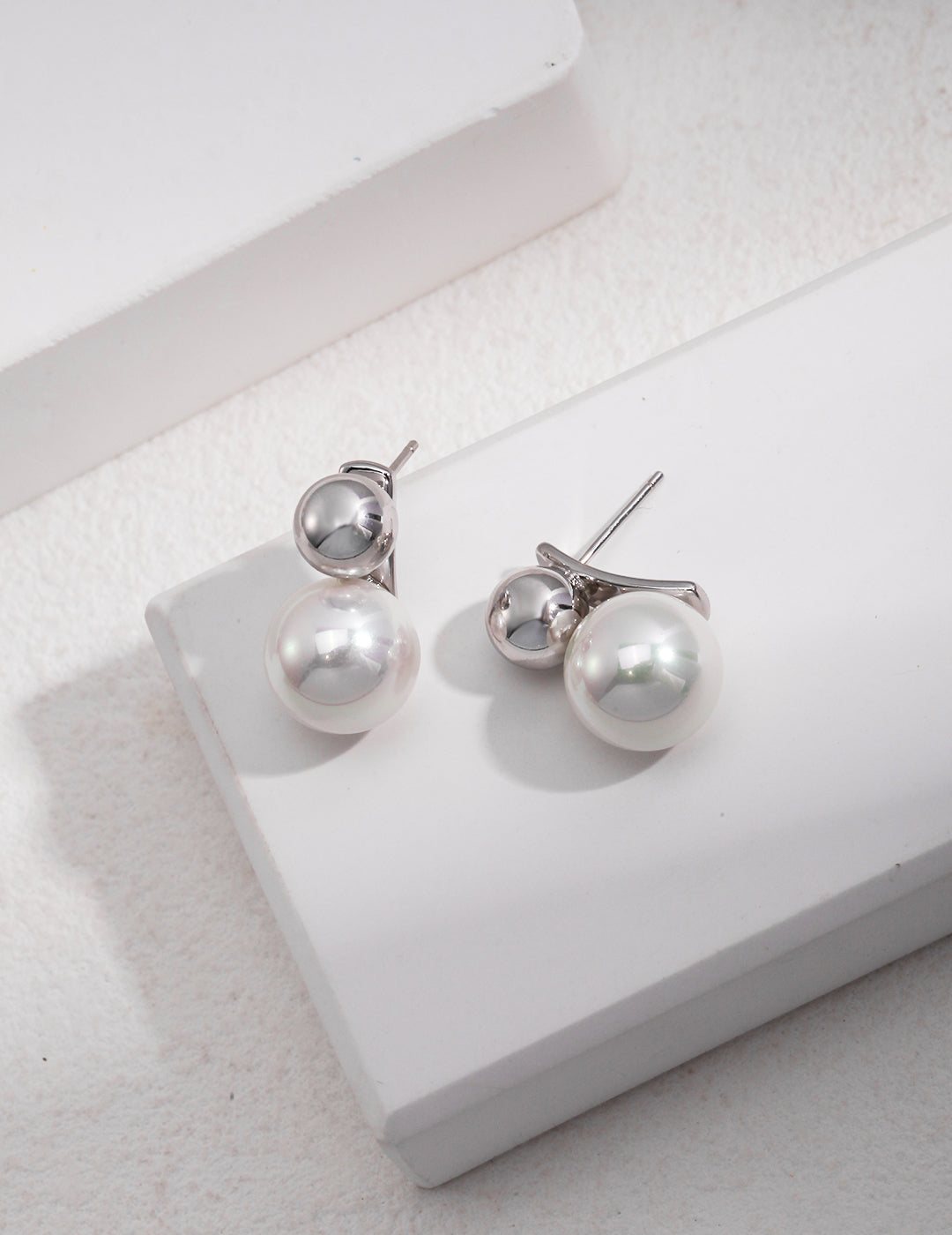 STERLING SILVER SHELL DUO-BEAD STUD EARRINGS