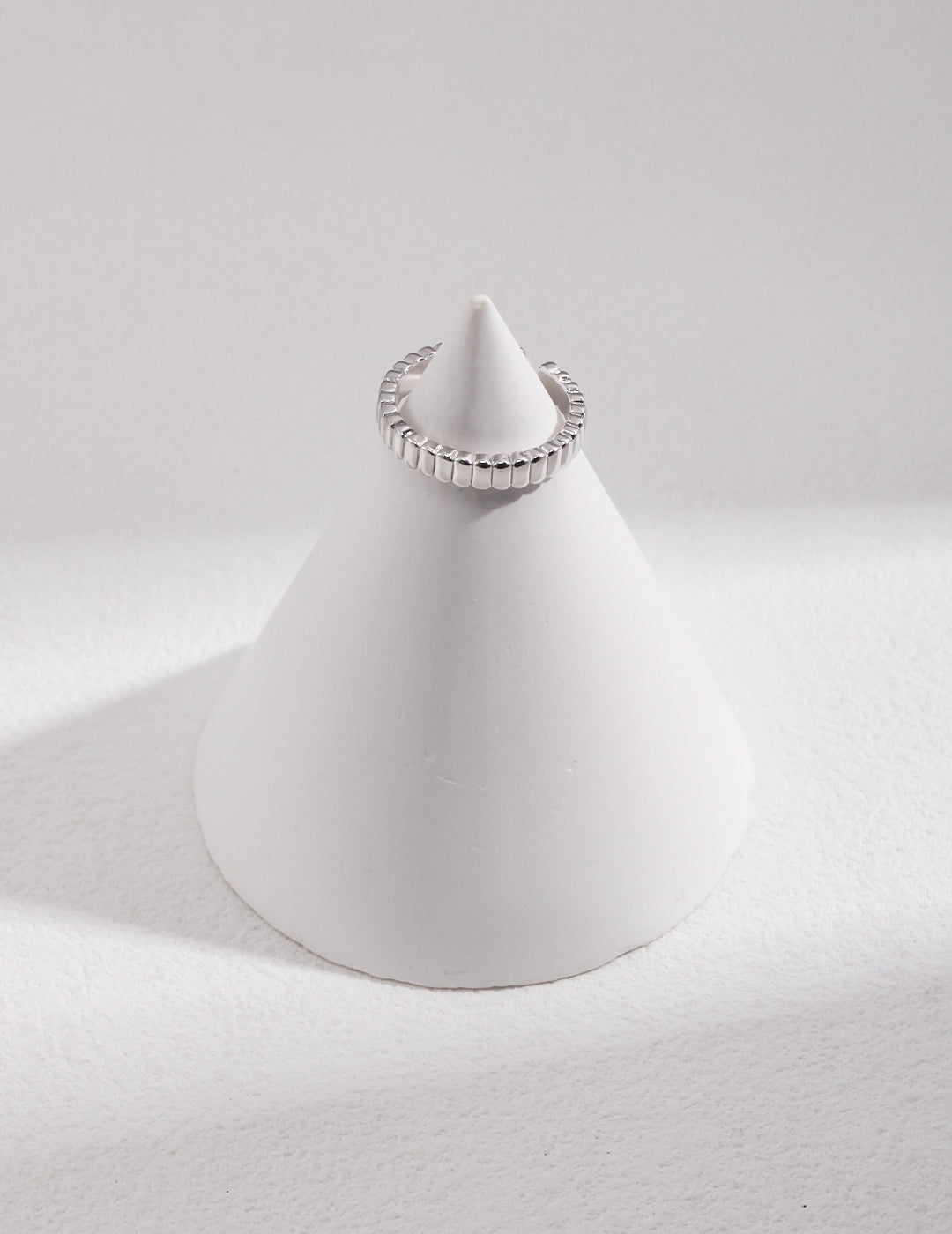 STERLING SILVER THREADED OPEN RING