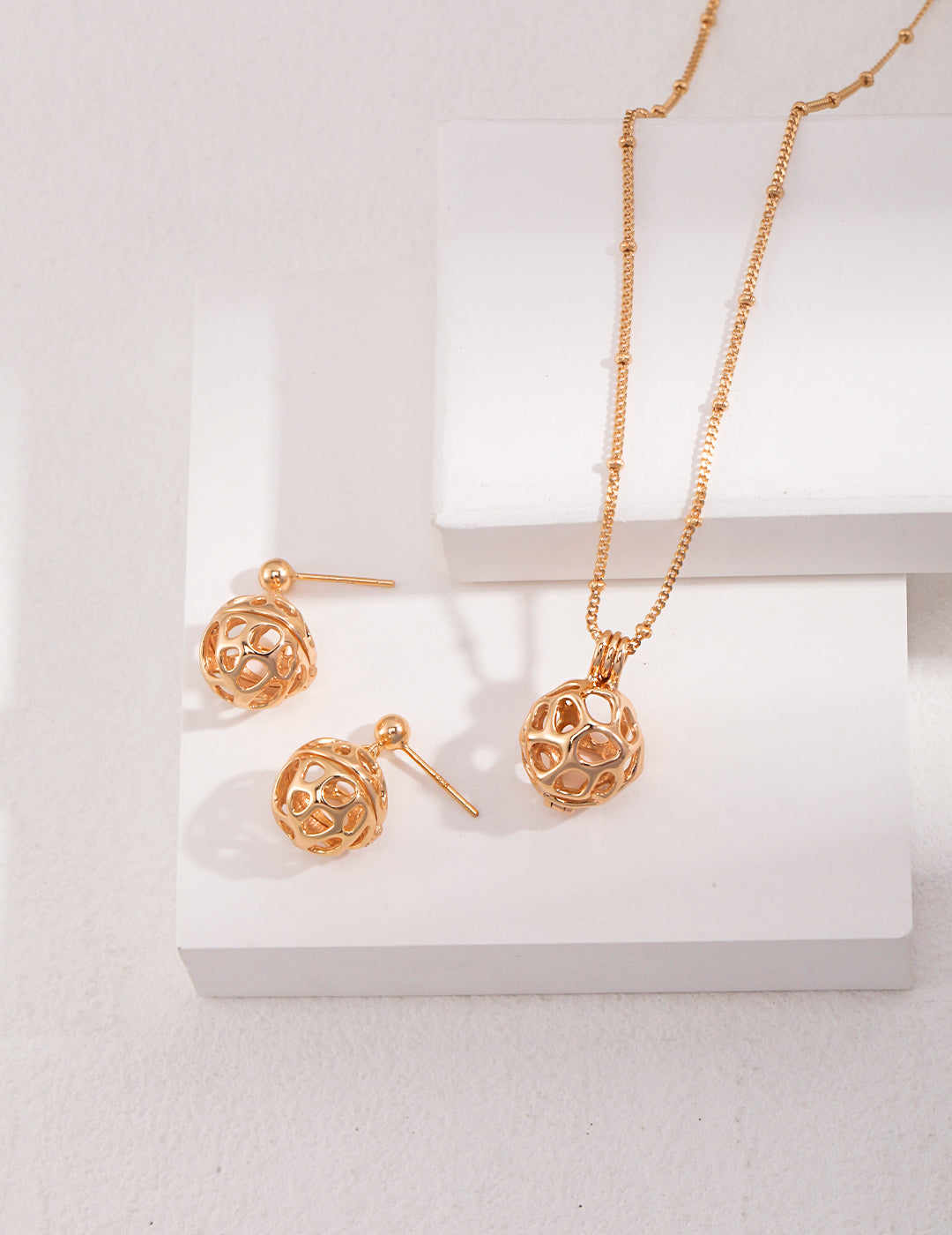 FLUID LANTERN SERIES STERLING SILVER LONG NECKLACE