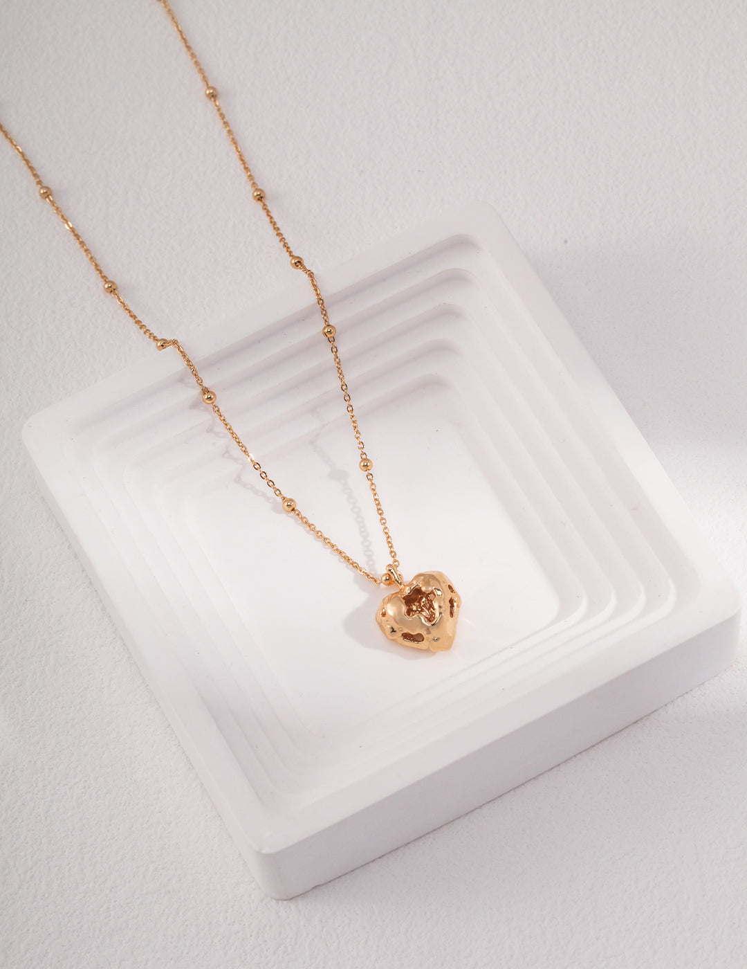 STERLING SILVER HEART SHAPED NECKLACE