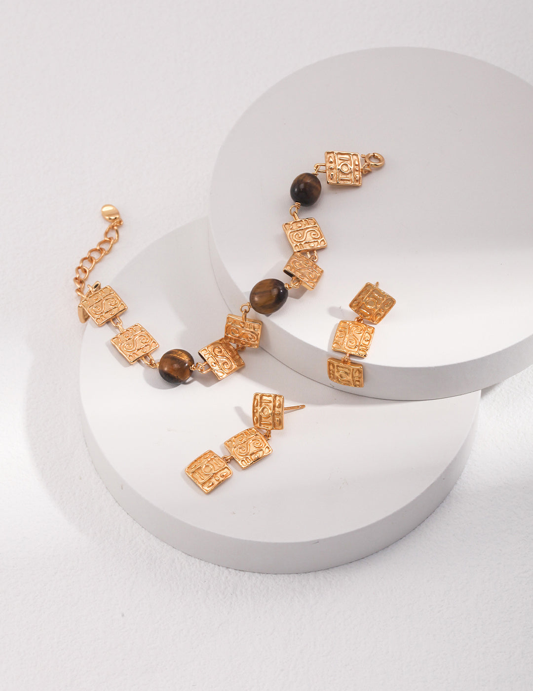 STERLING SILVER TIGER EYE SQUARE COIN BRACELET