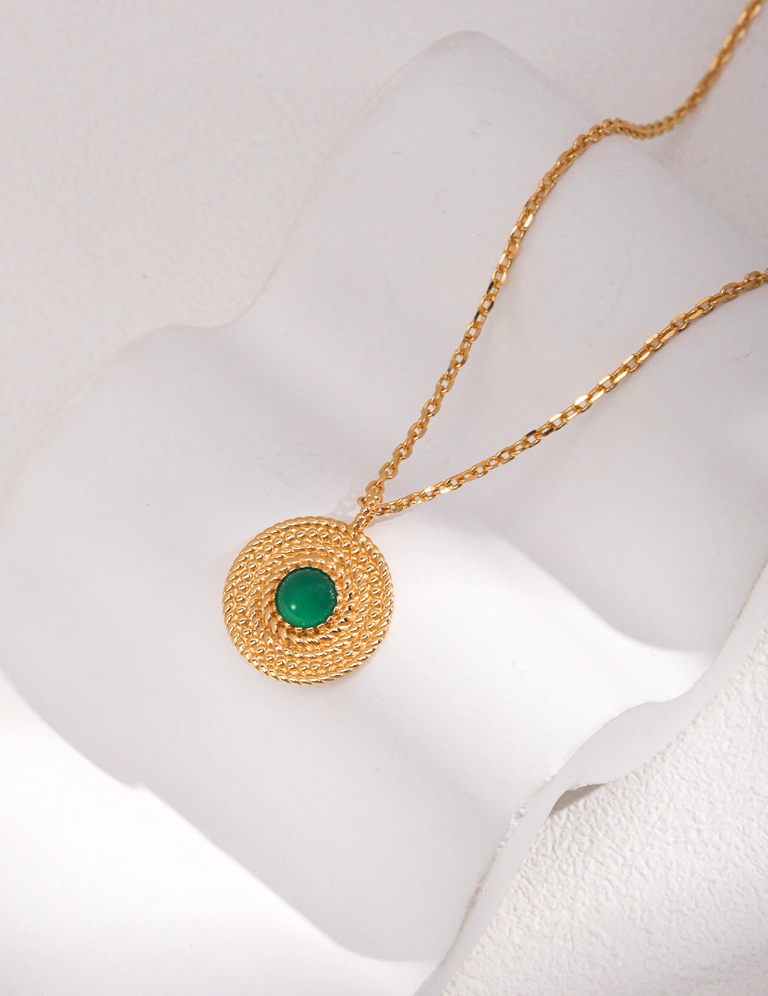 STERLING SILVER ANTIQUE GOLD CHALCEDONY INLAY NECKLACE