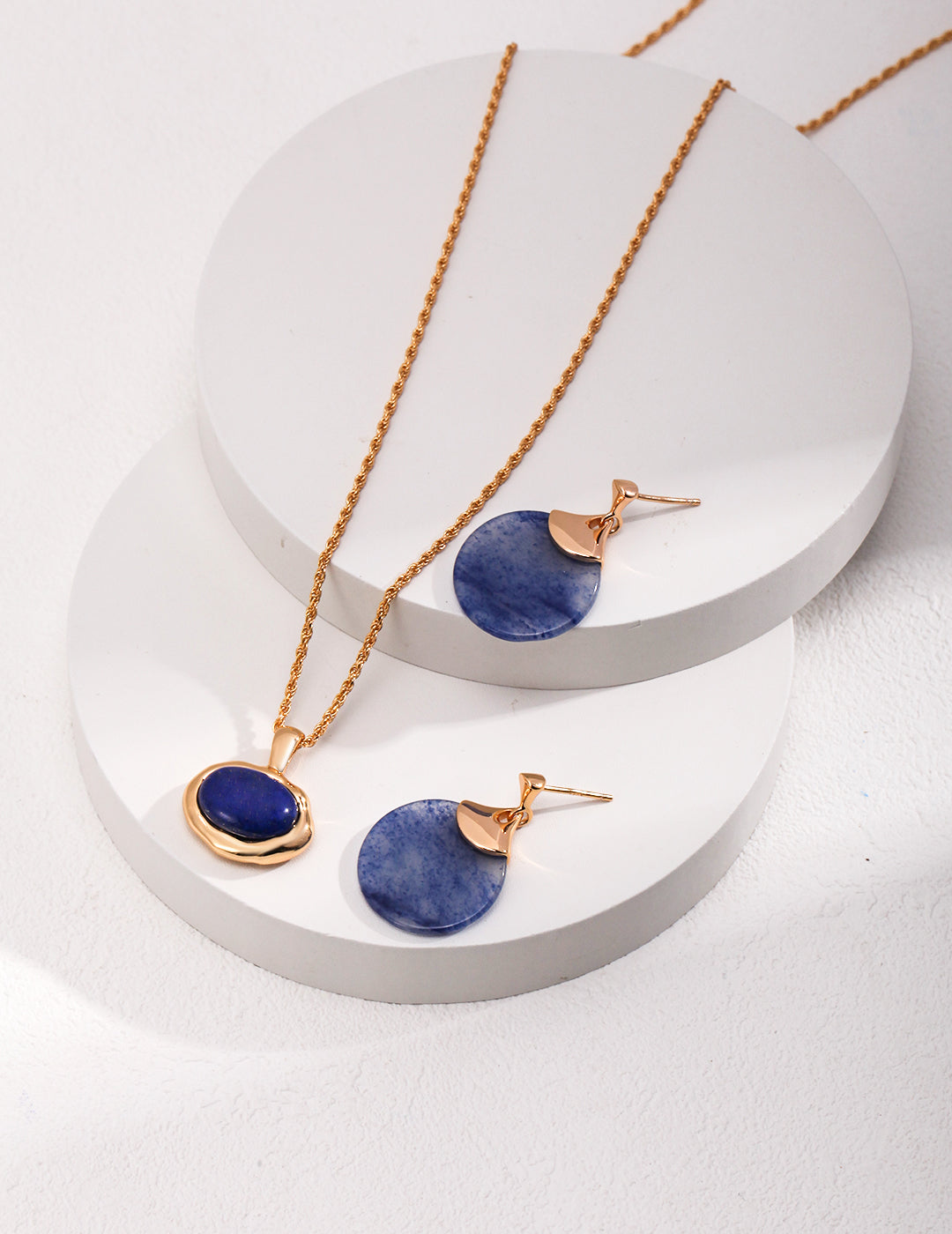 VERSATILE STERLING SILVER LAPIS LAZULI PENDANT - PENDANT ONLY