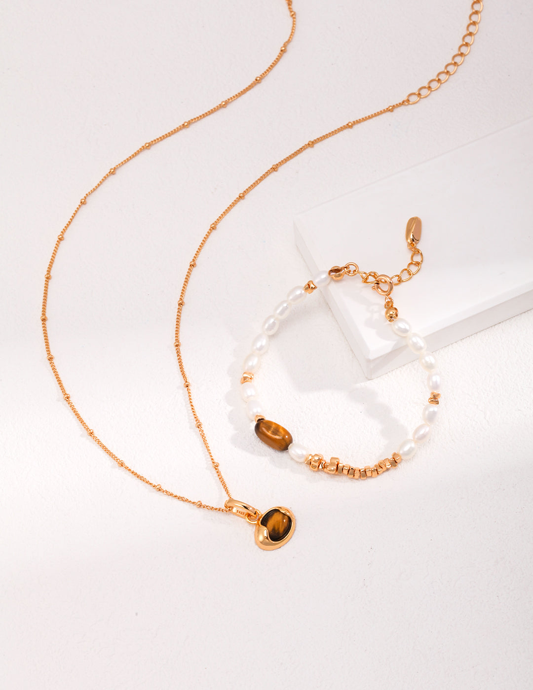 STERLING SILVER TIGER EYE NATURAL PEARL BRACELET