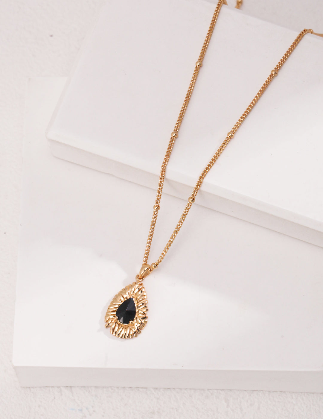 STERLING SILVER BLACK ZIRCON VINTAGE PENDANT NECKLACE