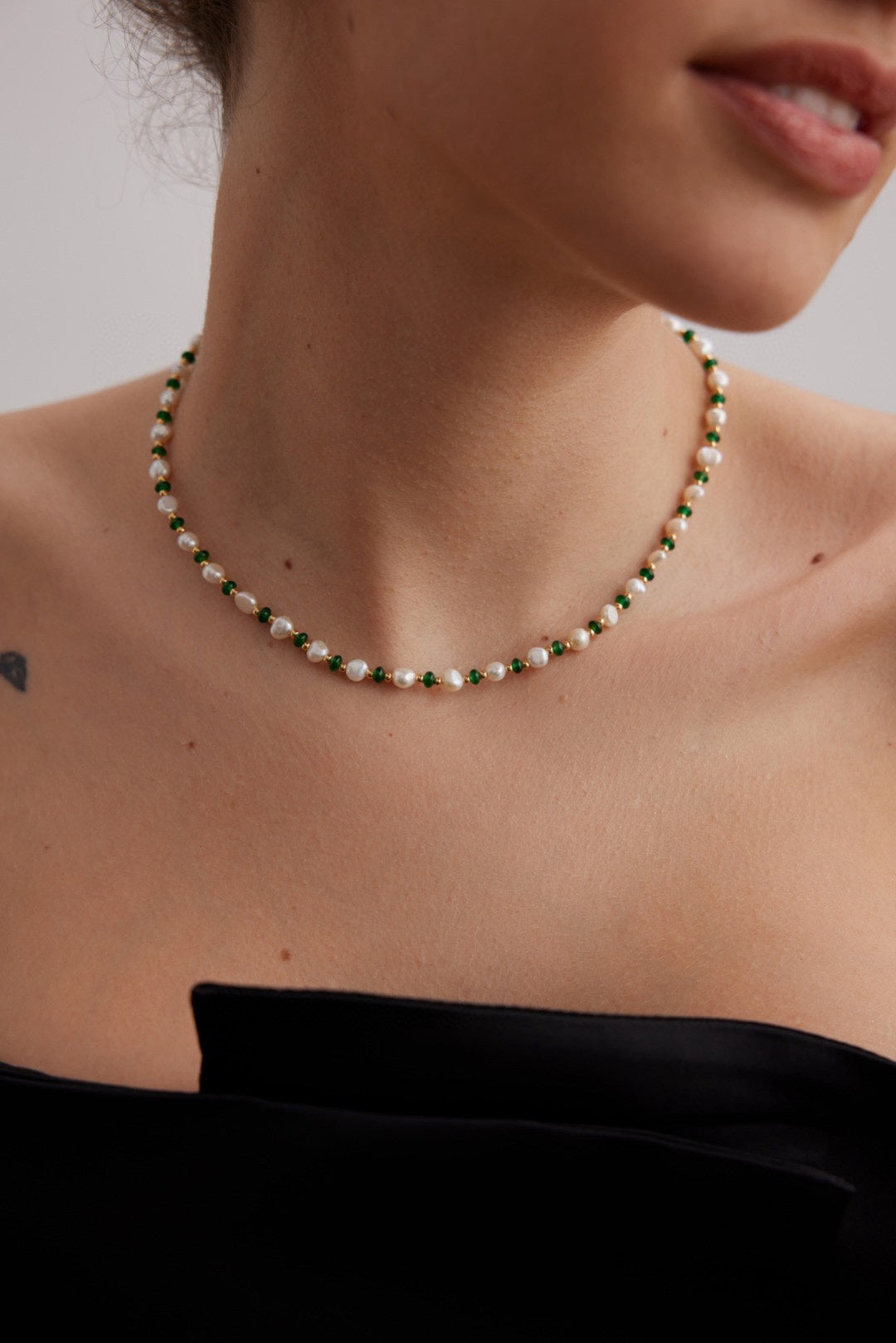 NATURAL PEARL SYNTHETIC EMERALD NECKLACE