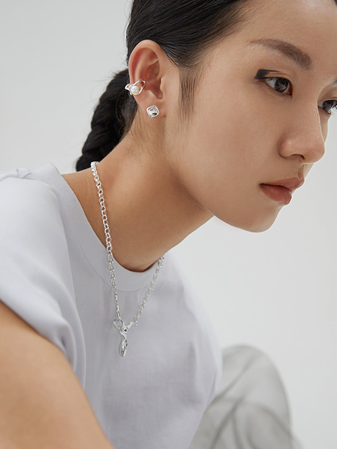 PEARL EAR CUFF - SINGLE