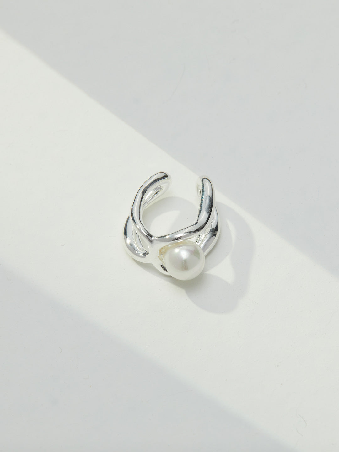 PEARL EAR CUFF - SINGLE