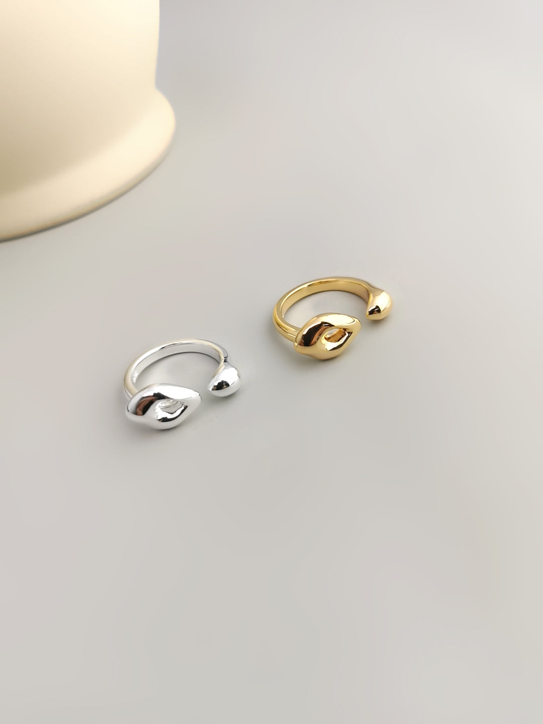 STERLING SILVER CUTOUT ADJUSTABLE OPEN RING
