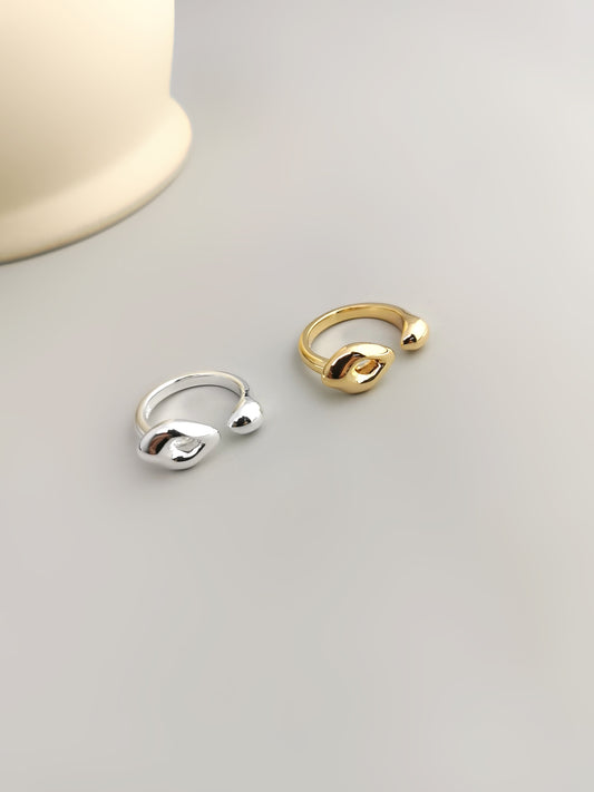 STERLING SILVER CUTOUT ADJUSTABLE OPEN RING