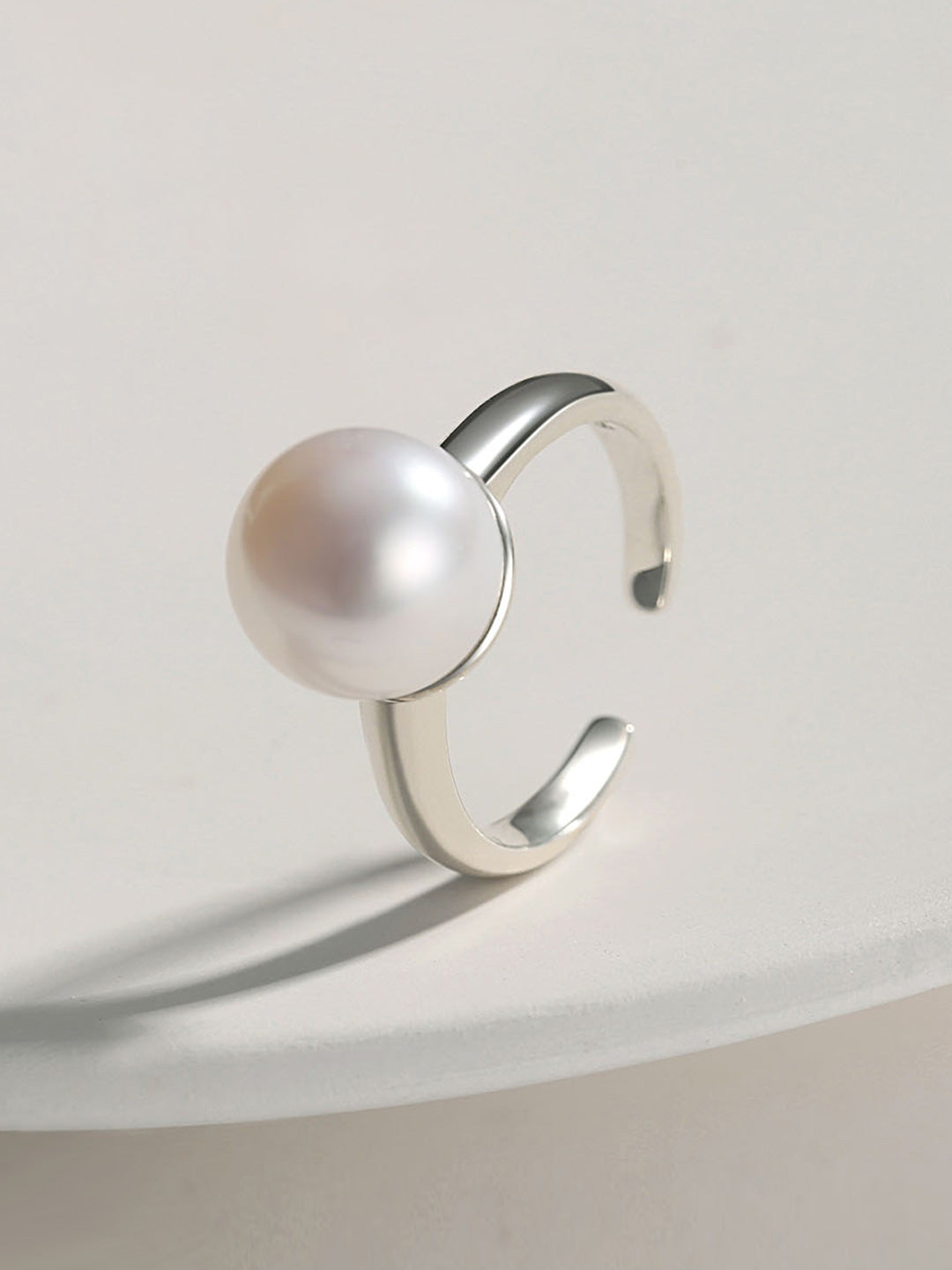 NATURAL PEARL SIMPLE VERSATILE RING