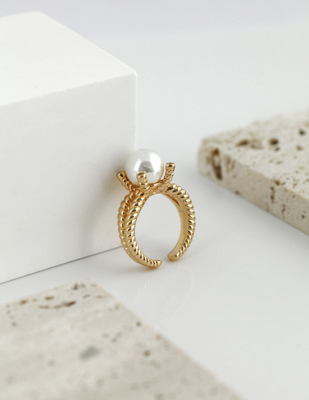 SHELL BEAD THREADED ARM ADJUSTABLE RING