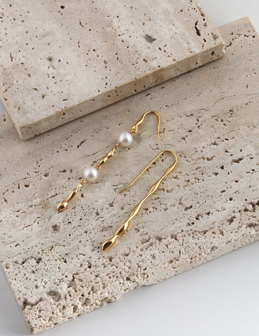 STERLING SILVER NATURAL PEARL AB ASYMMETRIC EARRINGS