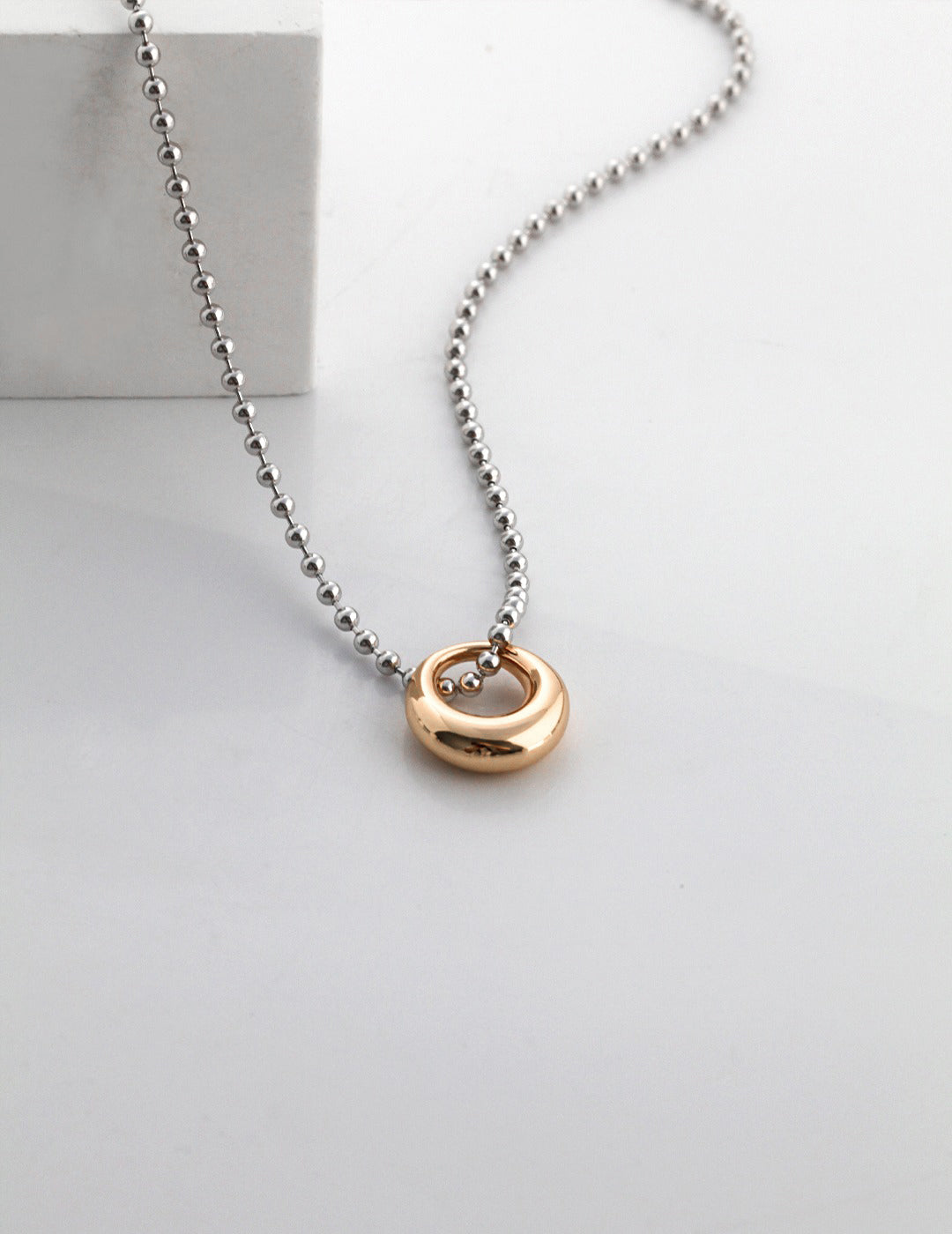 STERLING SILVER TWO-TONE CHUNKY PENDANT NECKLACE