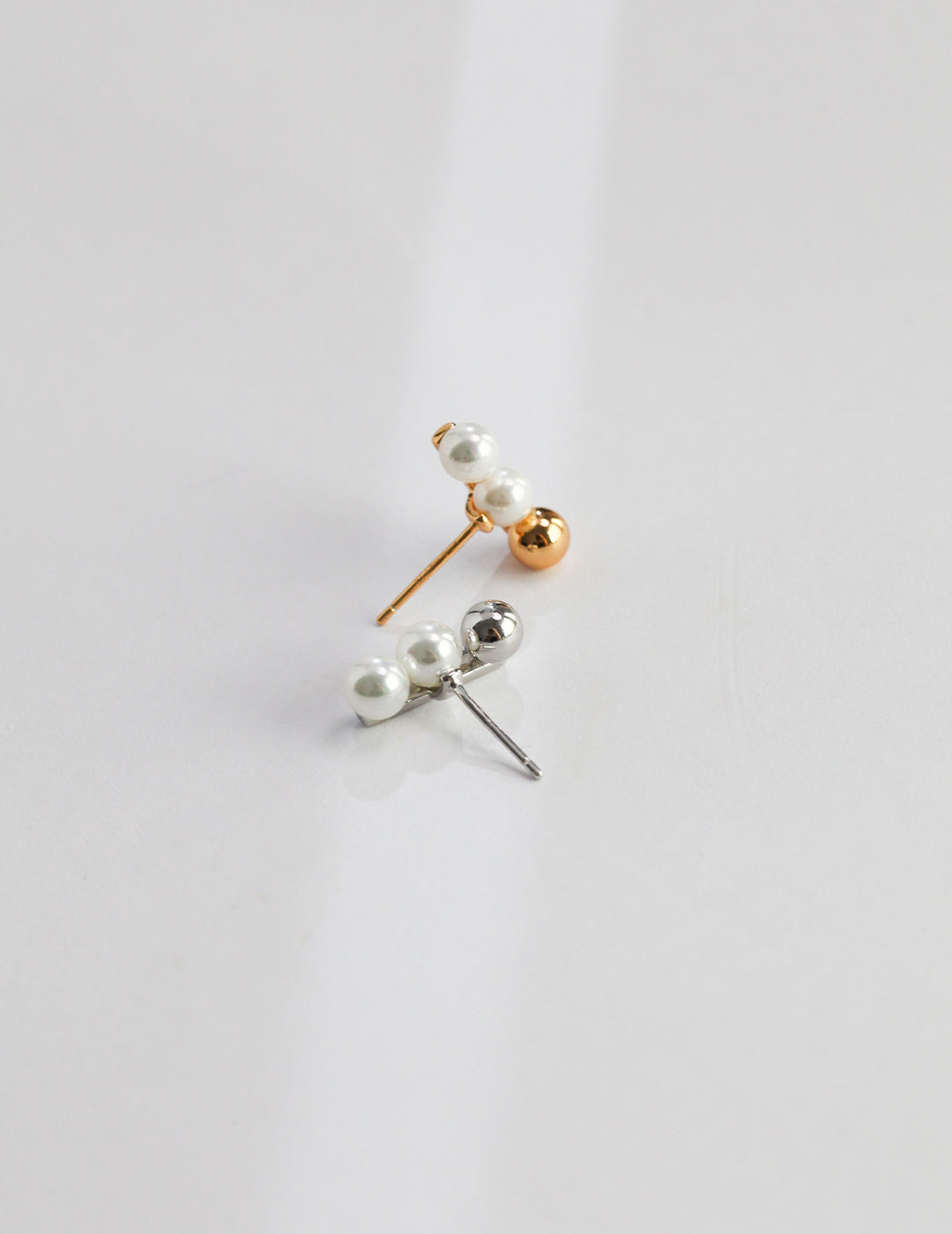 STERLING SILVER DUO PEARL STUD EARRINGS