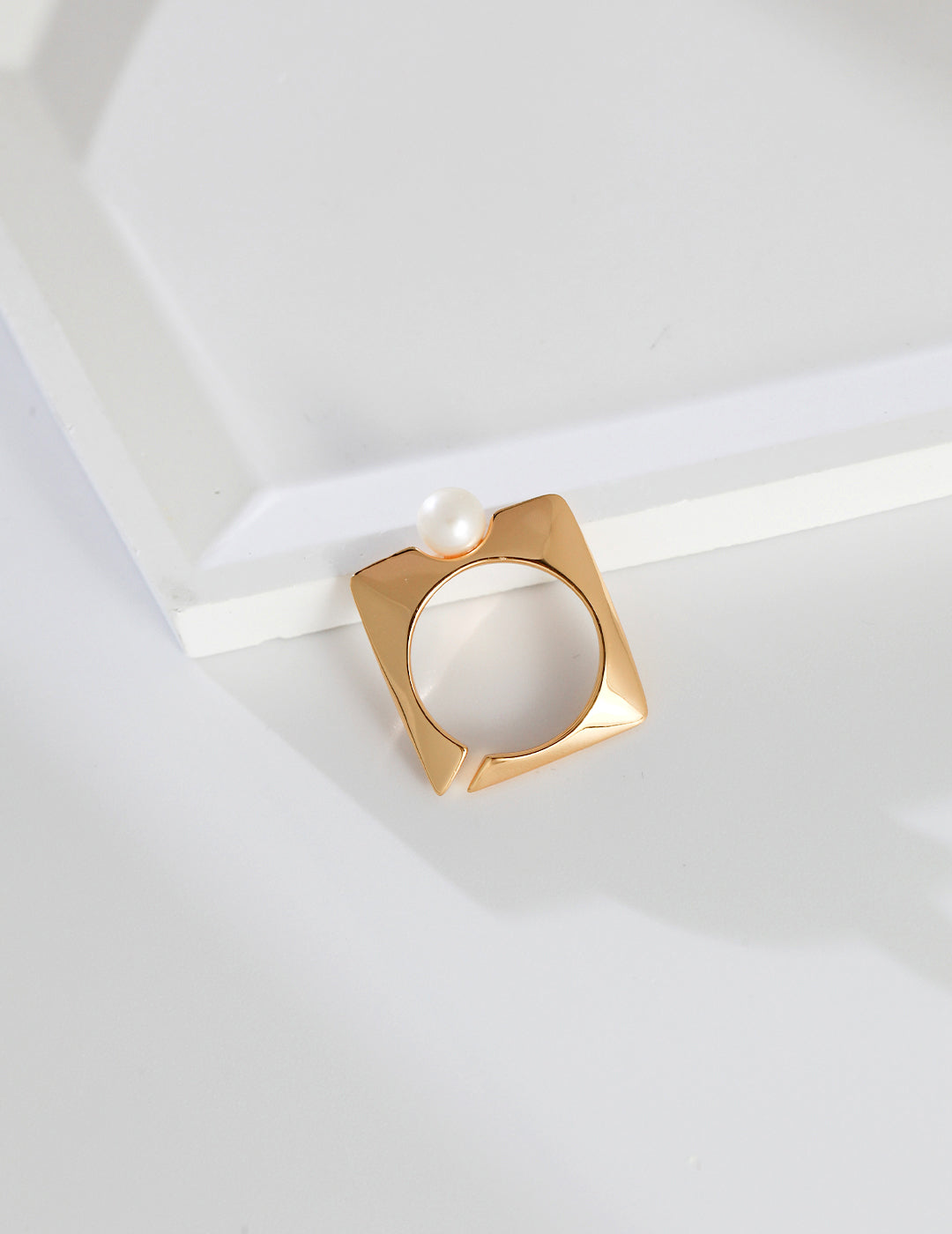 STERLING SILVER PEARL SQUARE OPEN RING