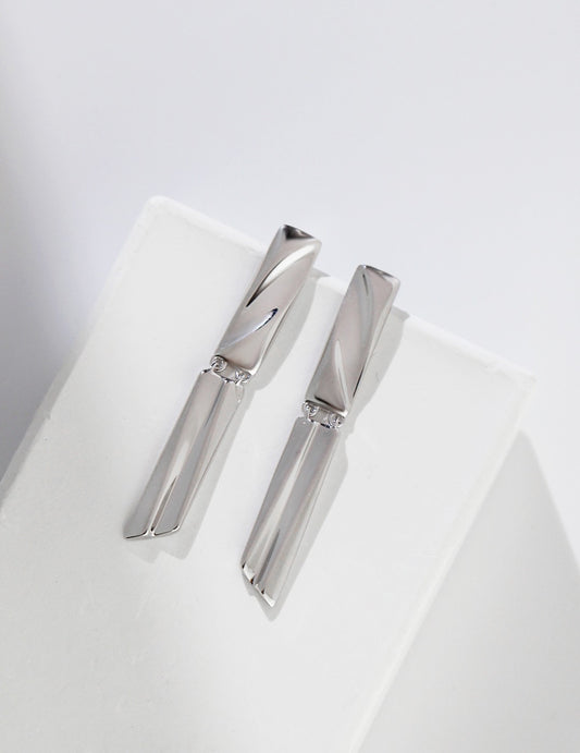 STERLING SILVER SCULPTURAL STUD EARRINGS