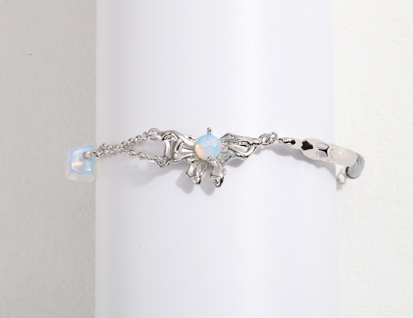 BOW OPAL HAND BRAIDED ROPE BRACELET