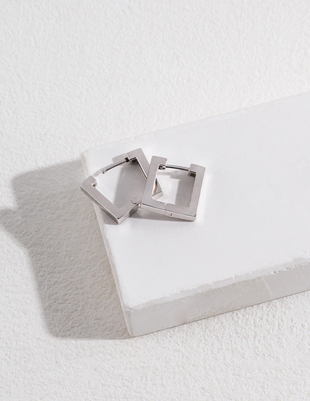 STERLING SILVER SQUARE DESIGN EARRINGS